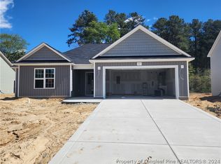 1721 Ragsdale Rd, Hope Mills, NC 28348