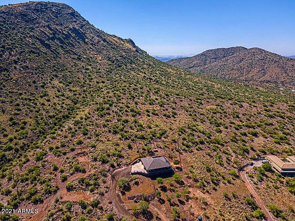 3rd image of N 22nd St