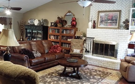 2nd image of 29 Sugar Creek Pl