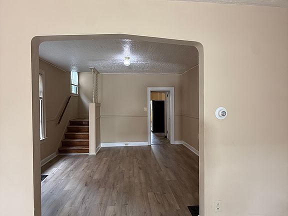 4th image of 26-28 N Huron Ave