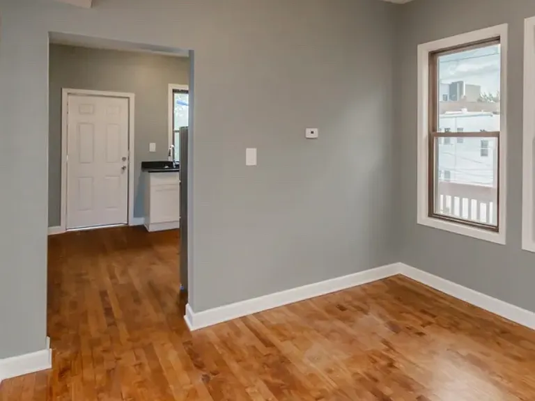925 S Laflin St #2R — Photo 1