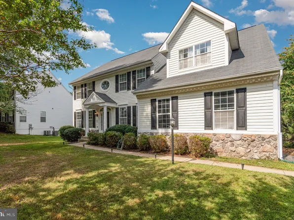 6001 Harnsberger Barn Ct, Manassas, VA 20112