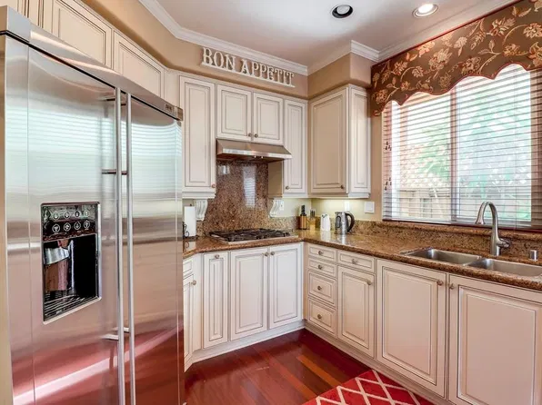 4285 Corte Favor, San Diego, CA 92130