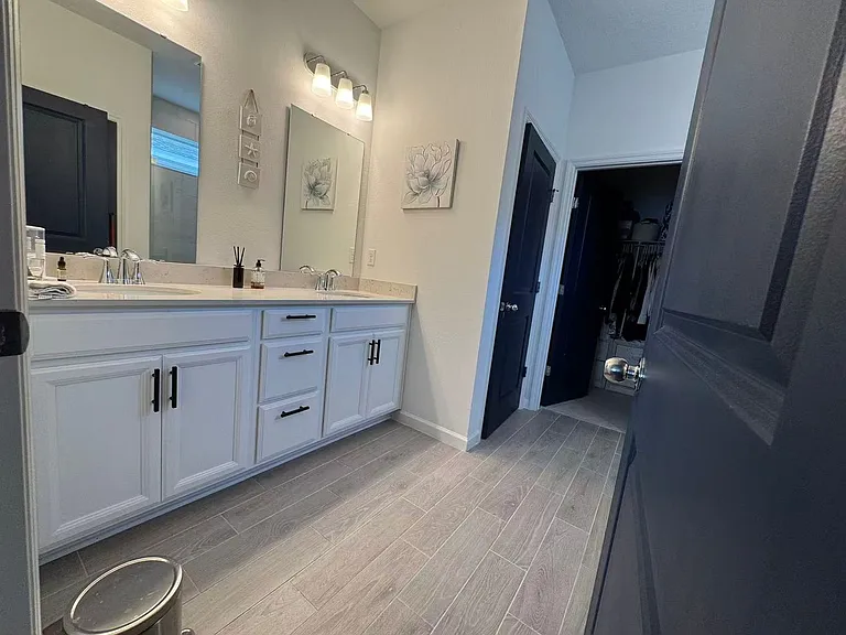 552 Lake Sinclair St — Photo 8