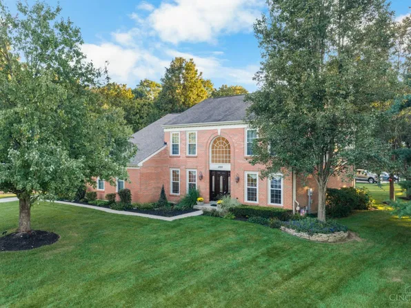 4989 Mallet Hill Dr, Cincinnati, OH 45244