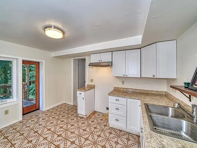 6358 Glen Haven Rd #B — Photo 1