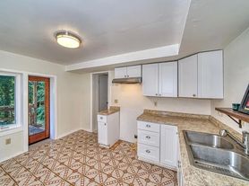 6358 Glen Haven Rd, Soquel, CA