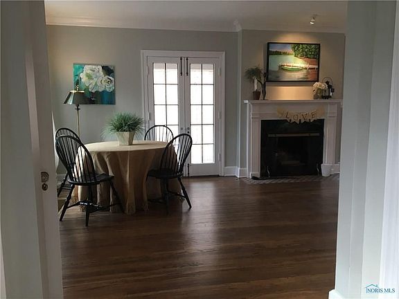 3rd image of 3054 Hopewell Pl