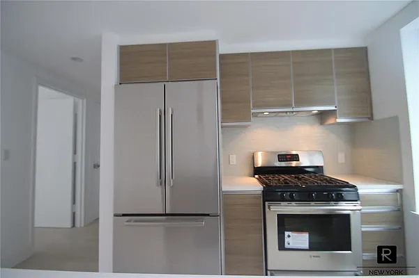 Rented by R New York | media 40