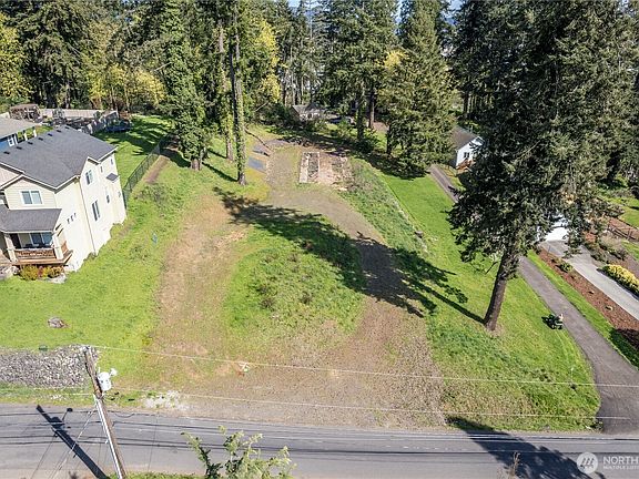 4th image of 2322 W Castleman Street