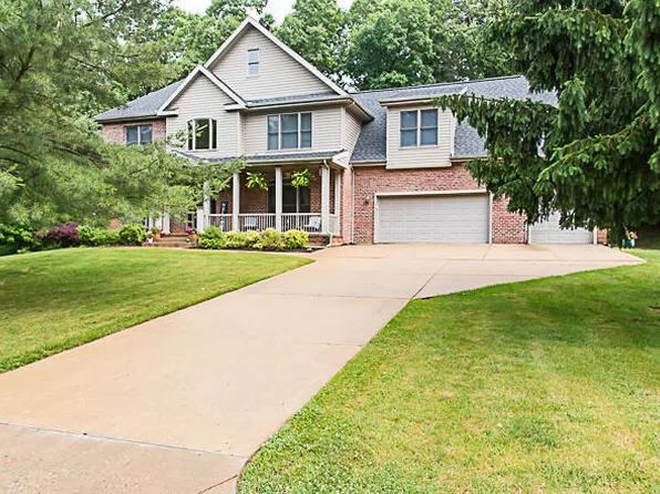 25 Christian Rd, Battle Creek, MI 49014