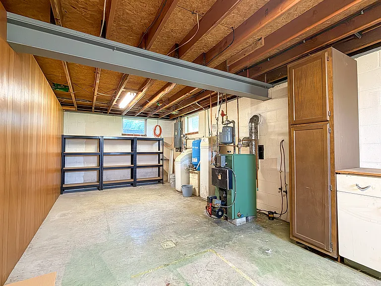 213 Hahnstown Rd — Photo 23