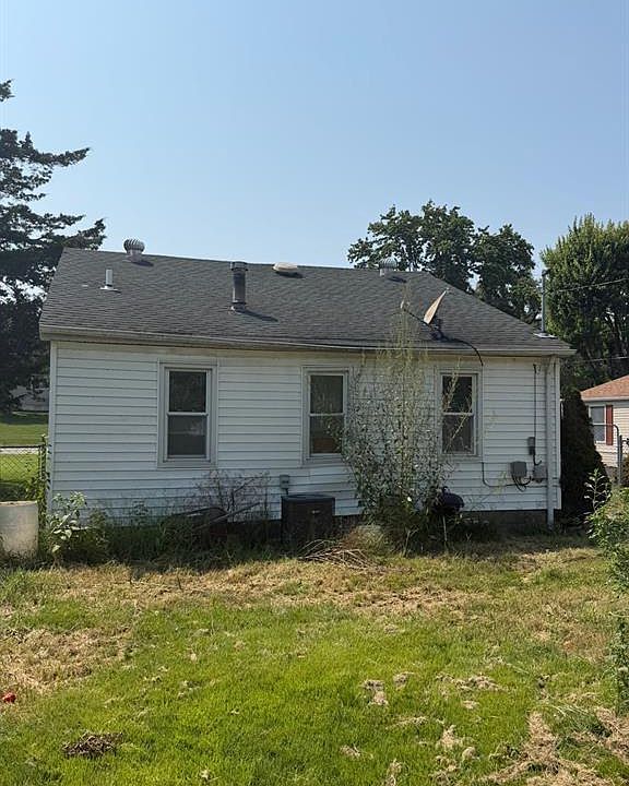 2nd image of 306 Stephenson Ave