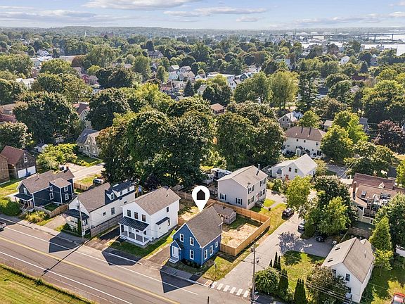 4th image of 25 Preble Street