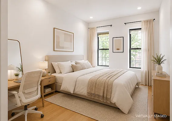 Bedroom, photo 1