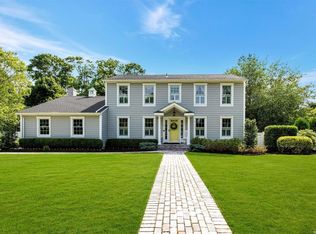 7 Baygrove Ct, Bayport, NY 11705