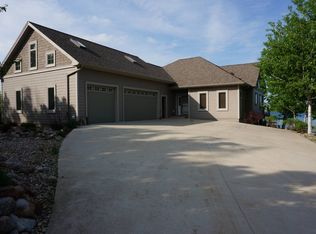 1164 Wisagoma Trl, Grenville, SD 57239