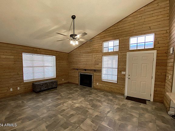 3rd image of 921 W UNIVERSITY Drive #1241