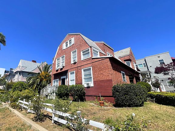 3rd image of 114 Kalmia St