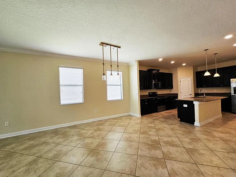 7468 Fairgrove Ave — Photo 11