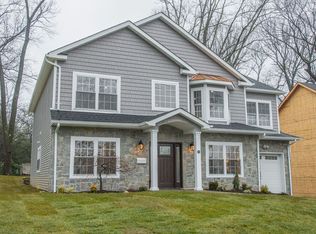 71 Fellswood Dr, Livingston, NJ 07039