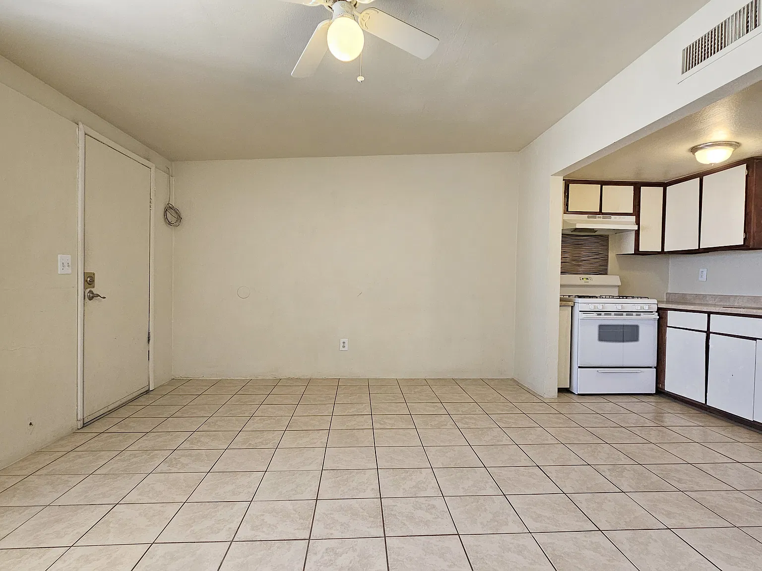 1 bed, 500 sqft, $675 — Photo 4