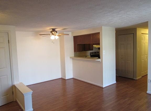 5th image of 804 H Stratford Way #H