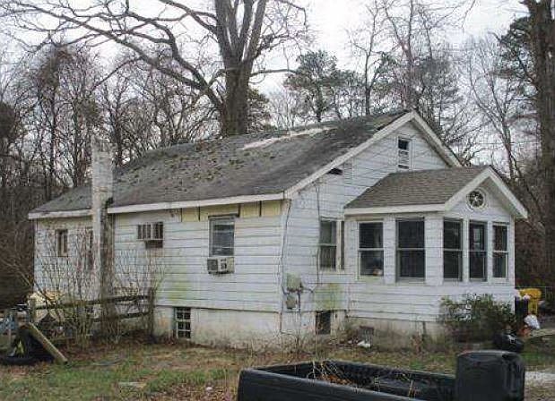 2nd image of 8175 Old Mill Rd
