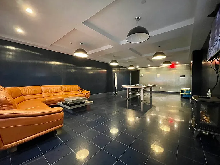 351 Kosciuszko St #1A — Photo 12
