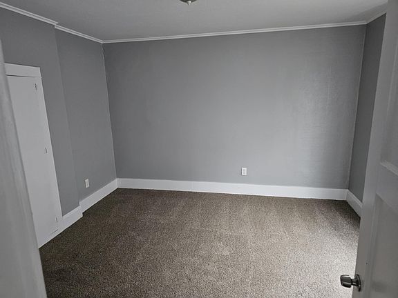 4th image of 517 Emerson Ave #2