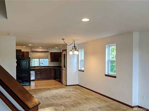 2nd image of 339 Grandview Ave