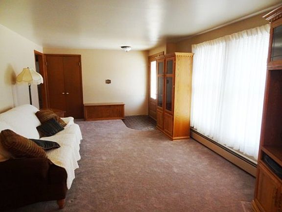3rd image of 2022 E Vista Cir