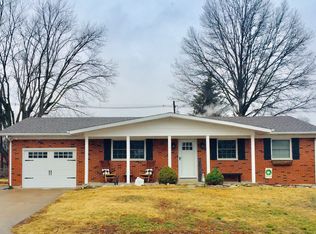 1210 N Rapp Ave, Columbia, IL 62236