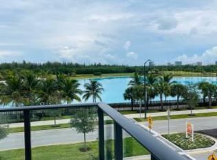 15020 Biscayne Blvd #512, Miami, FL 33181