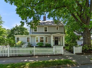 26 Everett St, Newton, MA 02459