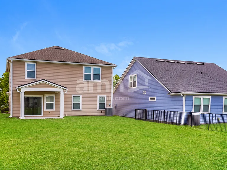 3275 Roundabout Dr — Photo 22