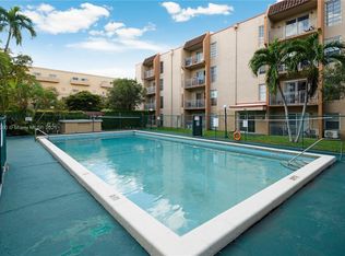 Sunset Villas, Miami, FL 33126