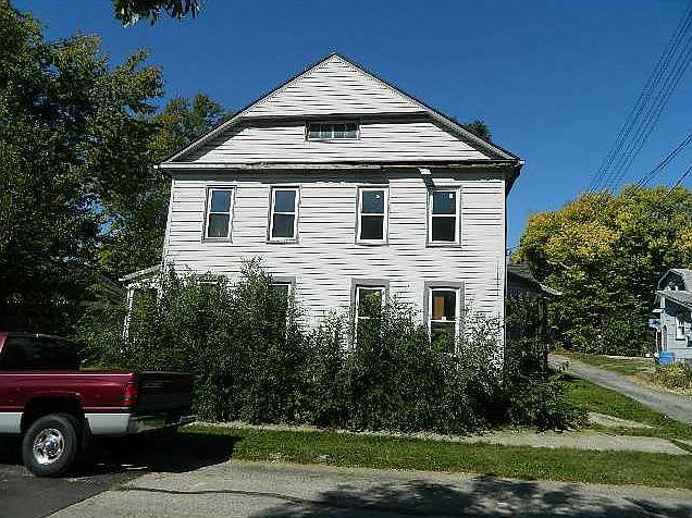 1st image of 120-122 S Crawford St