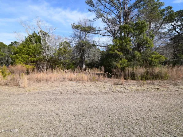 1616 Caracara Dr #144, New Bern, NC 28560