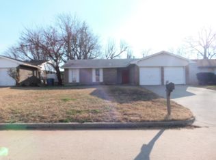9716 NE 2nd Pl, Oklahoma City, OK 73130