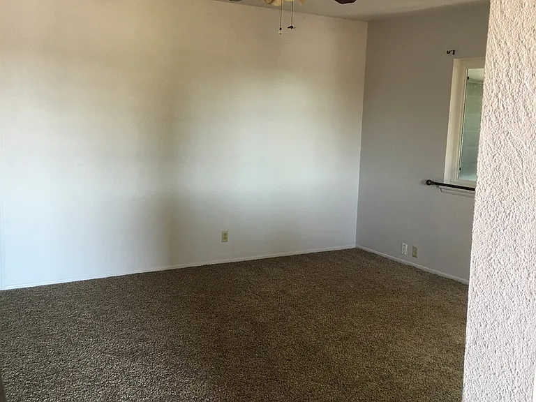 510 N George Washington Blvd — Photo 3