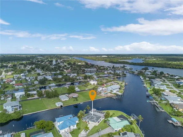 2101 Saint Croix Ave, Fort Myers, FL 33905