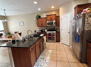 1643 Cheshire Ct NW, Albuquerque, NM 87104