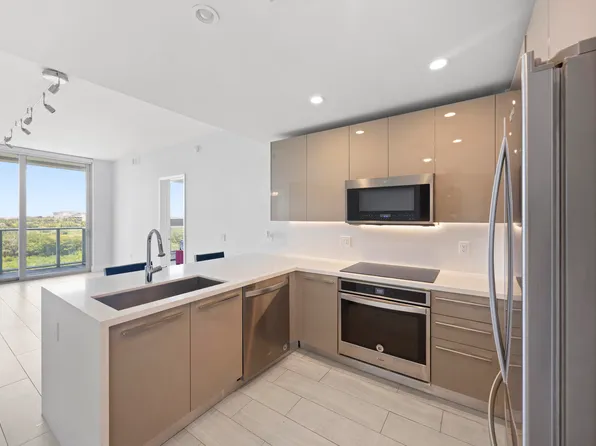 2000 Metropica Way #802, Sunrise, FL 33323