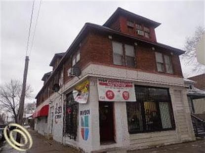 2nd image of 2303 Campbell St
