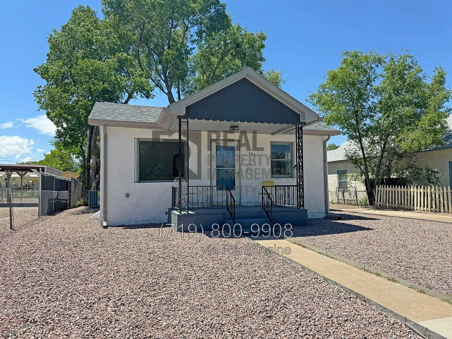 2 bed, 1.0 bath, 952 sqft, $1,300 — Photo 1