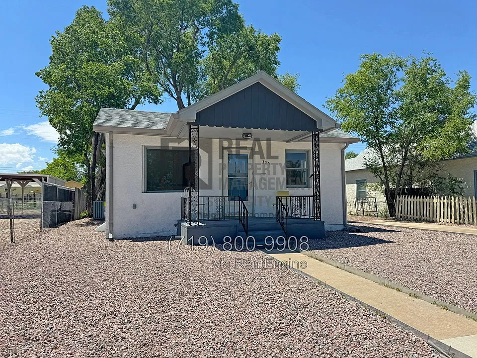 325 S Prairie Ave
