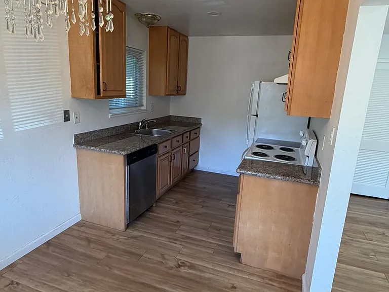 3239 Glendora Dr #1 — Photo 12