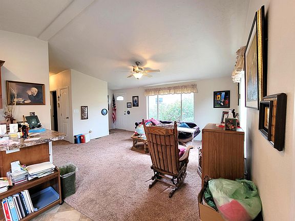 4th image of 114 1st Ave E #B