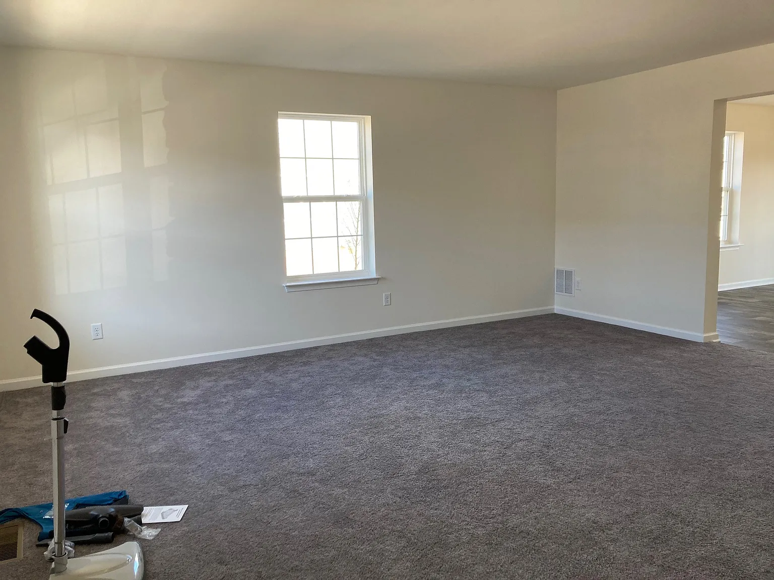3 bed, 1496 sqft, $2,000 — Photo 4